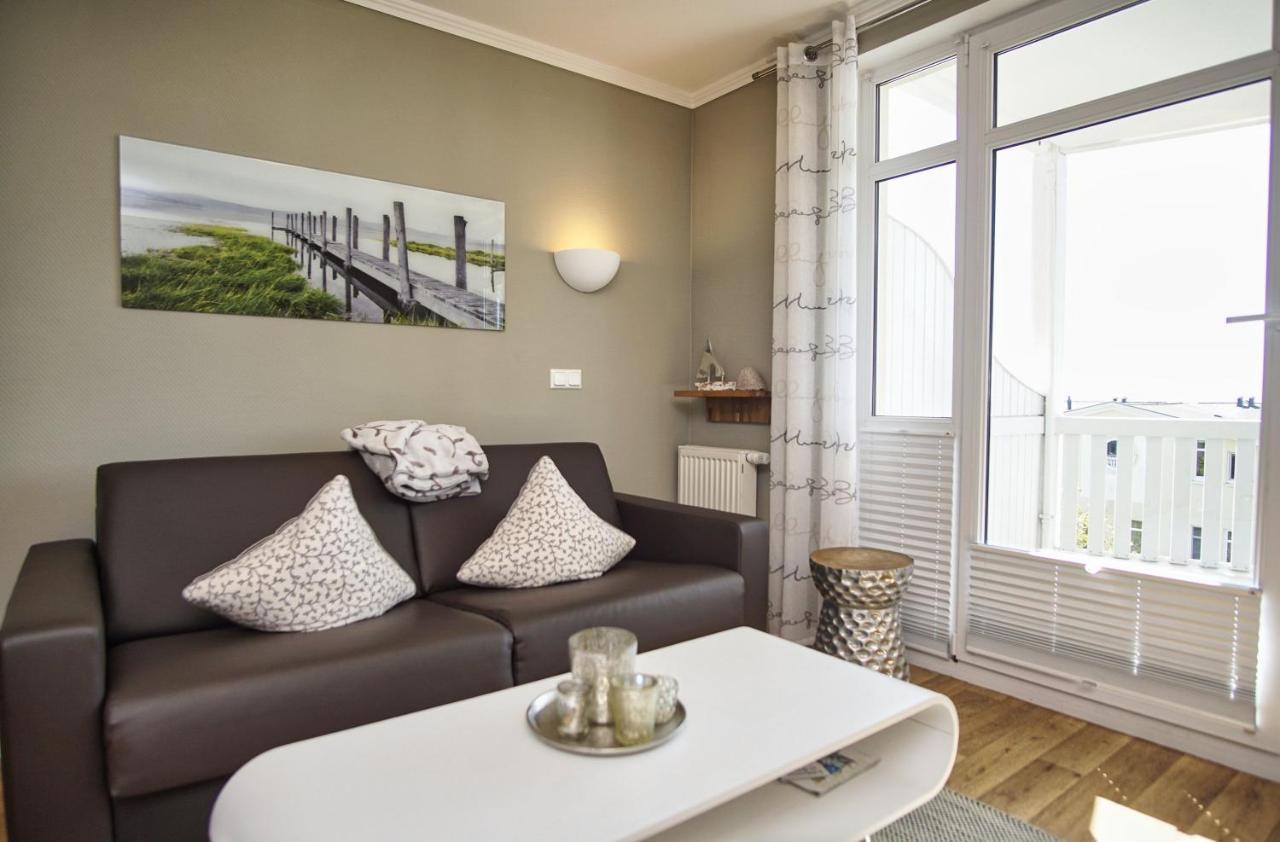 Mit Meerblick Und Balkon, Gratis Nutzung Vom Ahoi Erlebnisbad Und Sauna In Sellin - Meeresblick Fewo 25 Goehren  Exterior foto