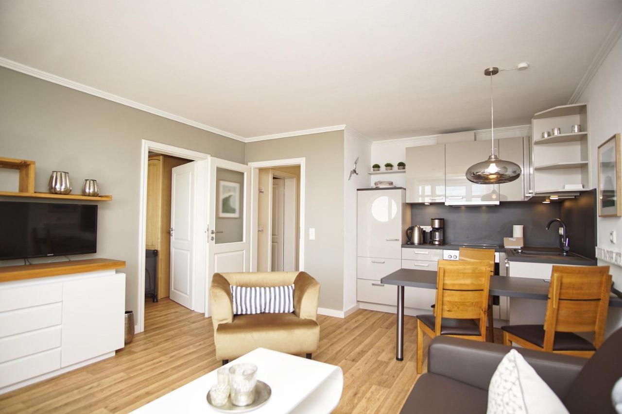 Mit Meerblick Und Balkon, Gratis Nutzung Vom Ahoi Erlebnisbad Und Sauna In Sellin - Meeresblick Fewo 25 Goehren  Exterior foto