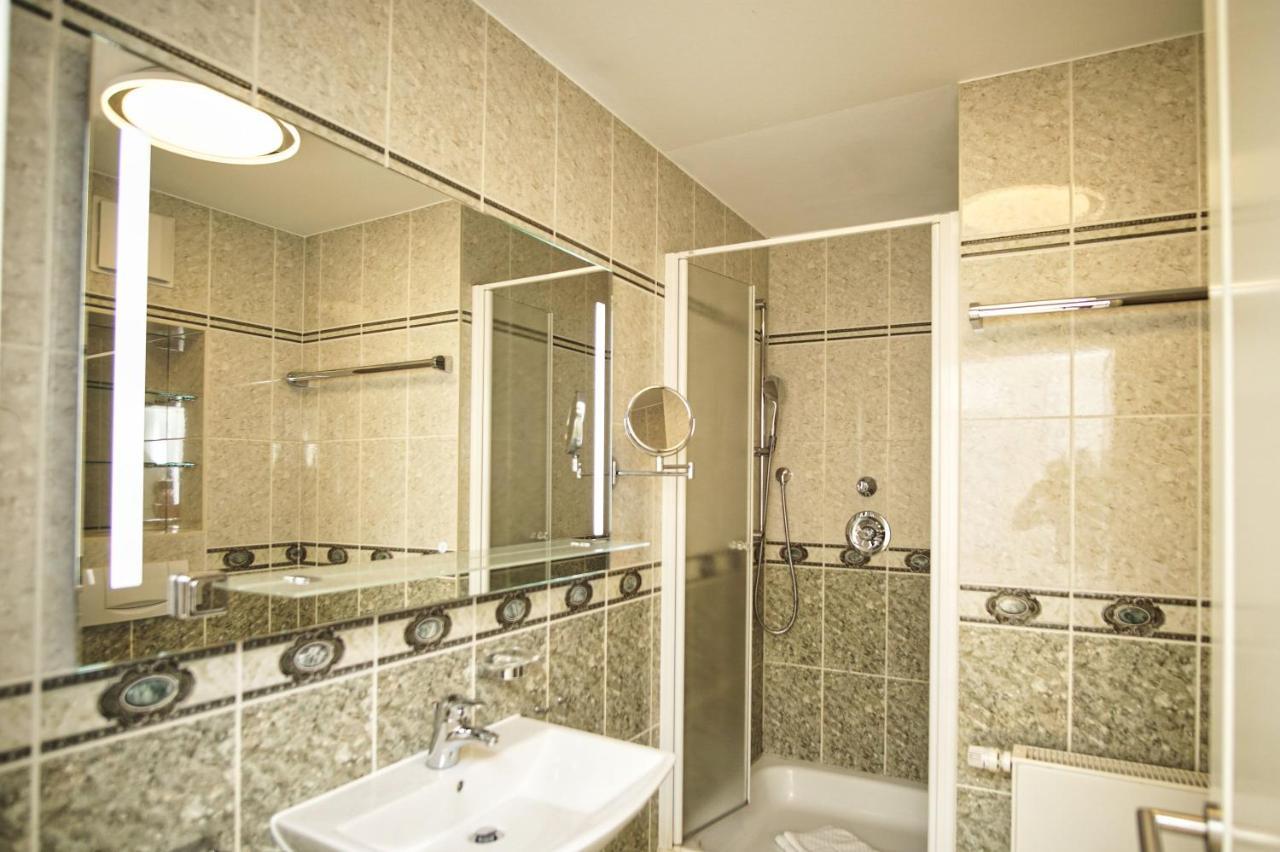 Mit Meerblick Und Balkon, Gratis Nutzung Vom Ahoi Erlebnisbad Und Sauna In Sellin - Meeresblick Fewo 25 Goehren  Exterior foto